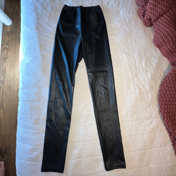Aritzia Wilfred Free Daria Pant - Picture 9 of 11